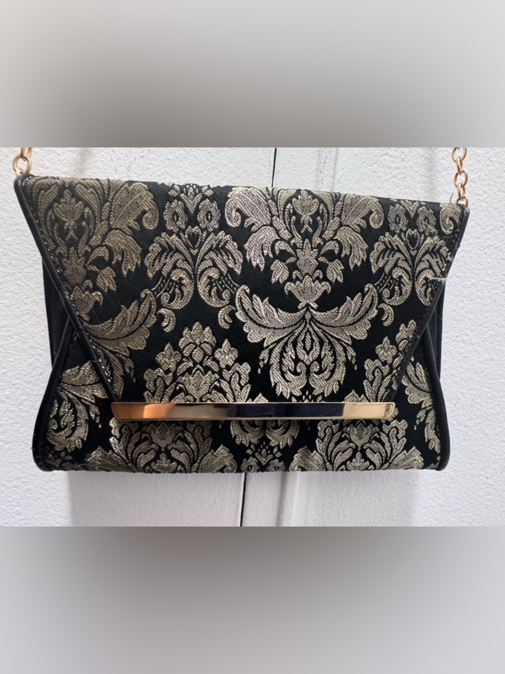 SuiteBlanco Elegant Black and Gold Brocade Jacquard Envelope Clutch